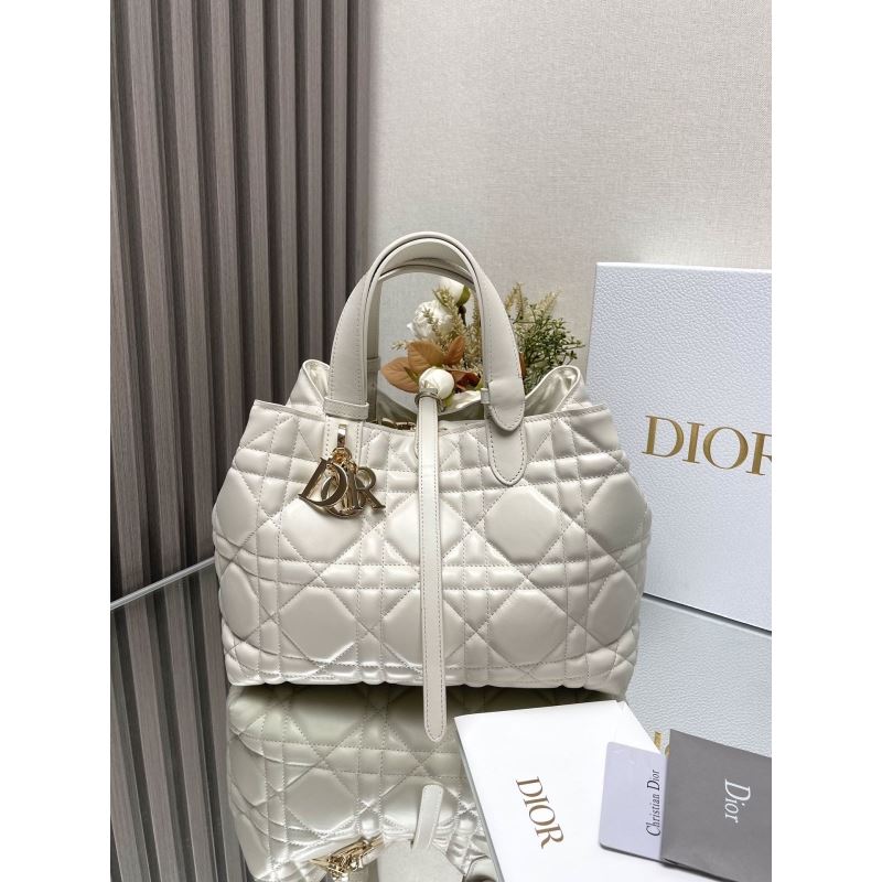 D*or top handle bags